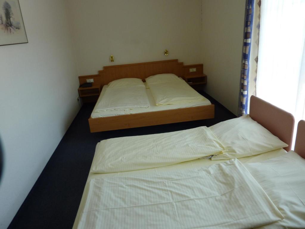 Hotel Eydt Kirchheim キルヒハイム 部屋 写真
